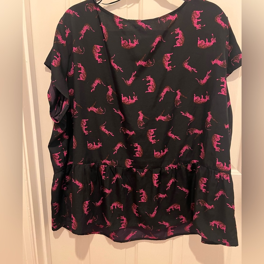 🐆 Simply Be Black Peplum Top with Pink Leopards